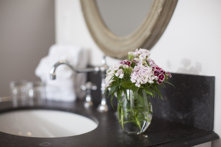 Bathroom 5, Manoir de Surville Hotel & Spa & Restaurant, Eure