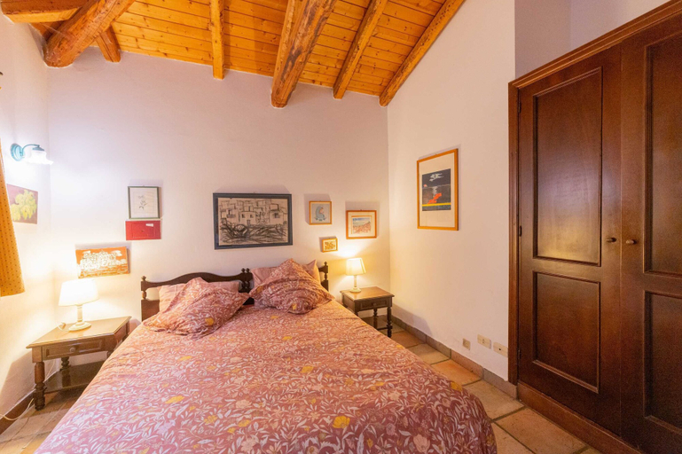 Bedroom 4, Etna Botanic Garden, Catania
