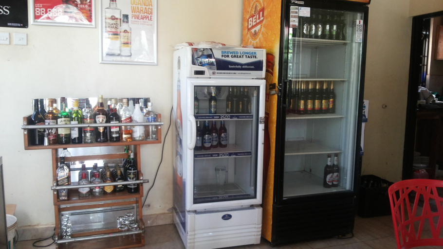Food & Drinks 5, Dich Comfort, Gulu