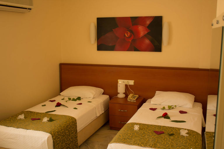 Bedroom 5, Lord Hotel, Çeşme