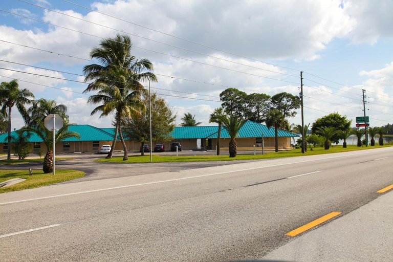 Others 5, Lake Grassy Inn & Suites, Highlands