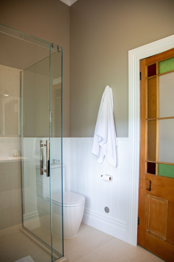 Bathroom 5, Villa Walton, Matamata-Piako