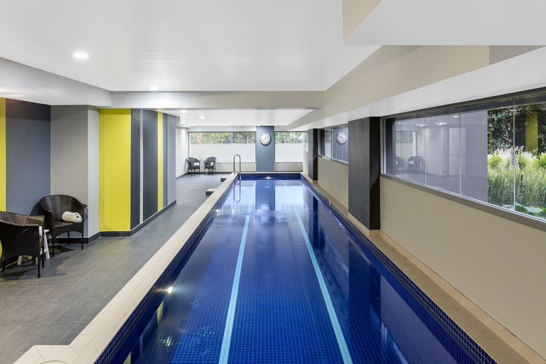 Sport & Beauty 5, Meriton Suites Zetland, Sydney