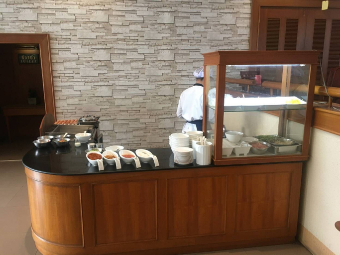 Food & Drinks 5, Green World Palace Hotel, Muang Songkhla