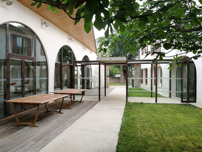 Exterior & Views 2, Gîte Les Arches, Rhône