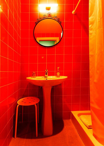 Bathroom 4, Next Inn, Portimão