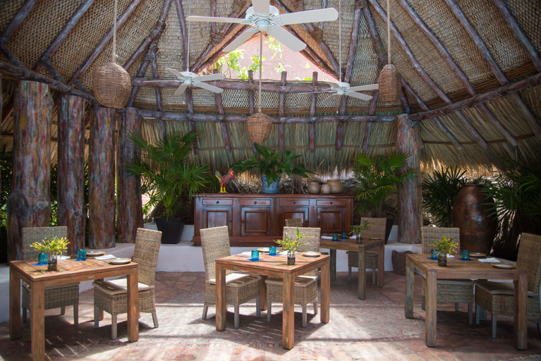 Food & Drinks 5, Villa El Ensueño by La Casa Que Canta, José Azueta