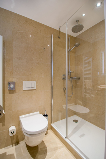 Bathroom 4, Seeblick, Weilheim-Schongau