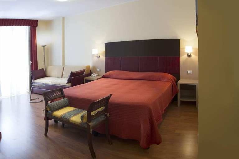 Bedroom 3, Hotel Miami, Teramo