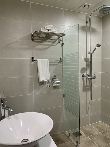 Bathroom 4, i-CHECK Hotel, Donghae