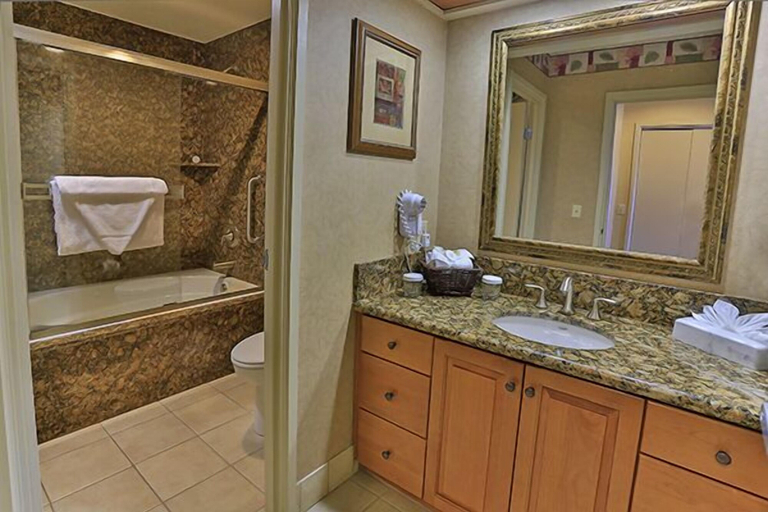 Bathroom, Ridge Crest, Douglas
