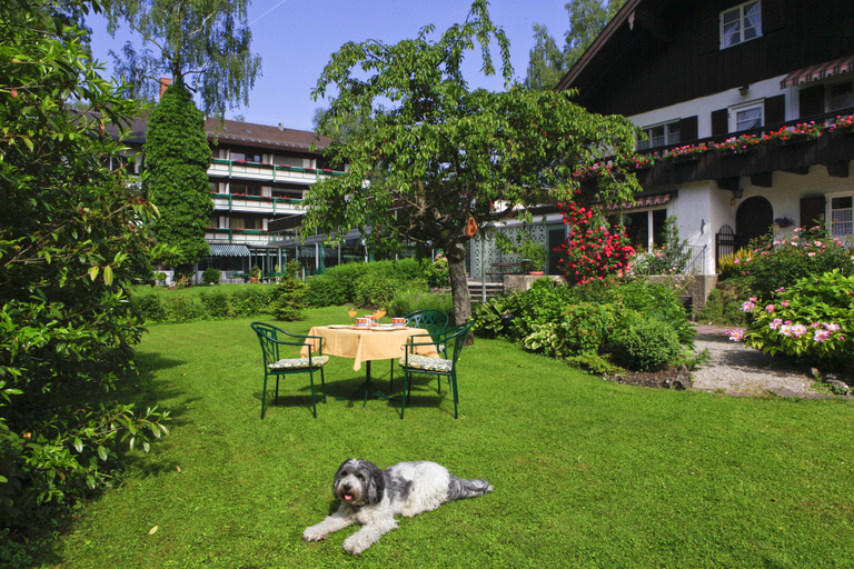 Exterior & Views 2, Garden Hotel Reinhart, Rosenheim