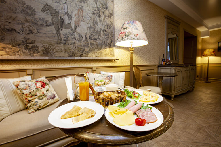 Food & Drinks 4, Brullov Mansion, Sankt-Peterburg gorsovet