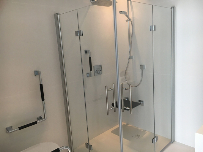 Bathroom 5, De Koolputten, Oost-Vlaanderen