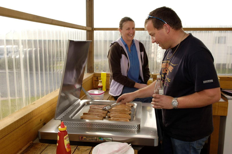 Food & Drinks, Discovery Parks - Devonport, Devonport