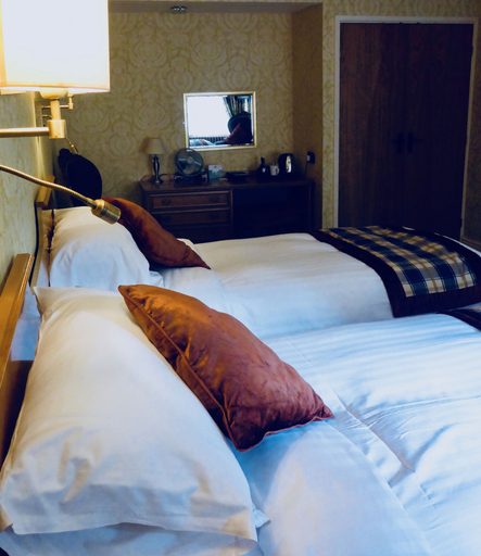 Bedroom 2, Royal Oak Hotel, Conwy