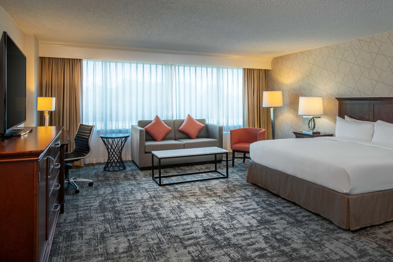 Bedroom 3, Hilton Greenville, Greenville