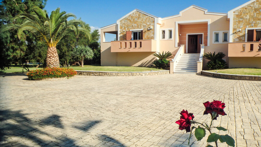 Exterior & Views 2, Leone Luxury Villas, Ionian Islands