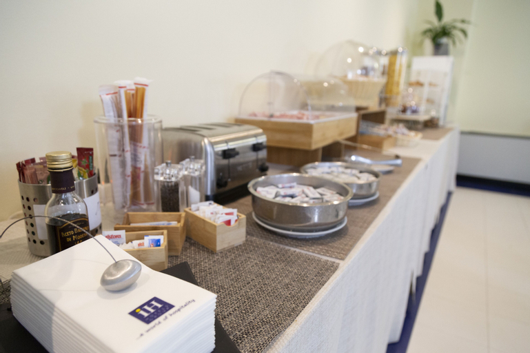 Food & Drinks 5, iH Hotels Milano Blu Visconti, Milano