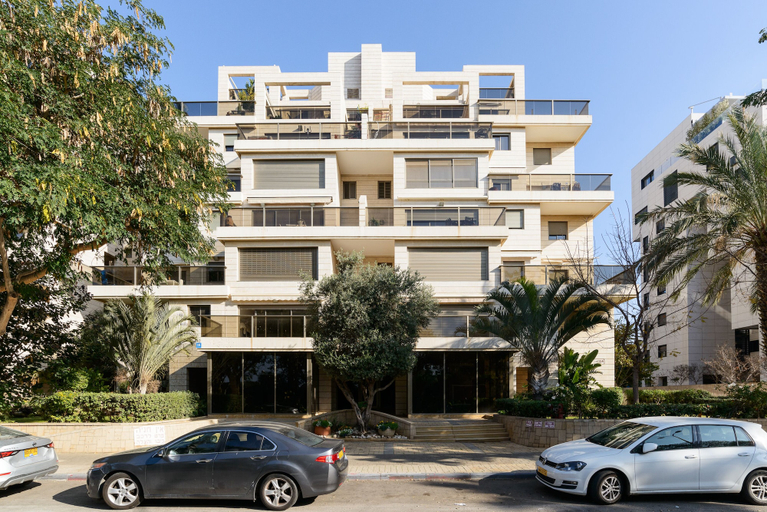 Exterior & Views, Comfort with Terrace over the Hills by FeelHome