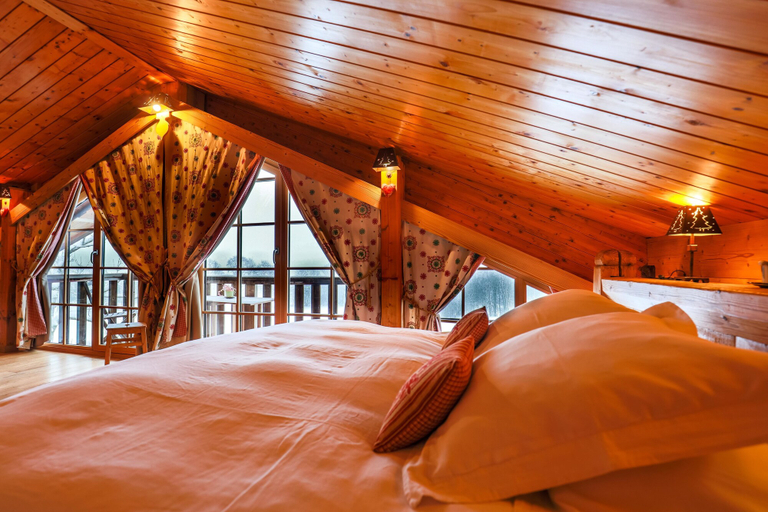 Bedroom 2, Maison d'hôtes Le Pré Oudot, Doubs