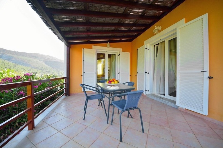 Terrace/patio 3, Mouzakis Villas, North Aegean