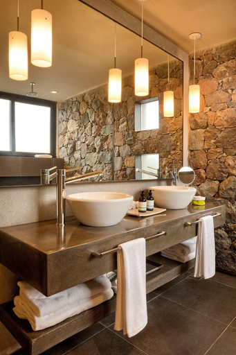 Bathroom 5, The Vines Resort & Spa, Tunuyán
