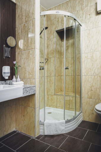 Bathroom 5, Caramell Premium Resort, Csepreg