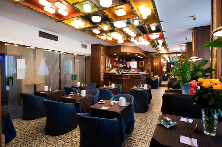 Food & Drinks 5, Hotel Mec, Milano
