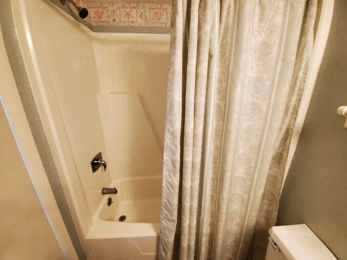 Bathroom 3, Island House A208, Saint Johns