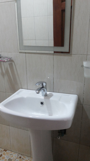 Bathroom 3, Rock Shadow Hotel, Koboko