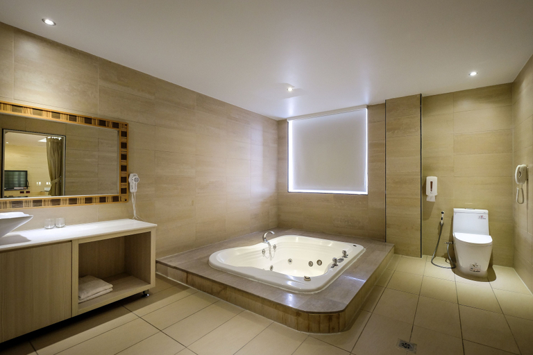 Bathroom 4, Surreal Motel- XinJhung Branch, New Taipei City