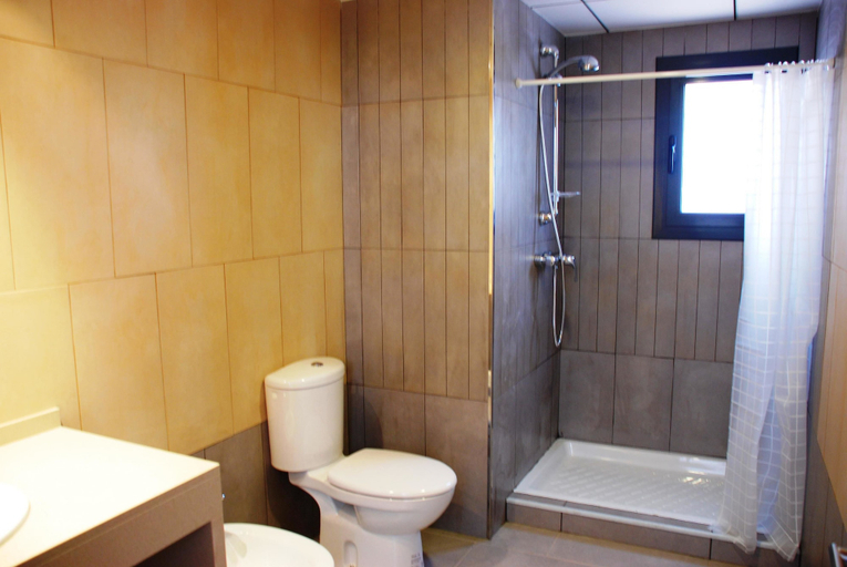 Bathroom 3, Villa Marina del Port, Tarragona
