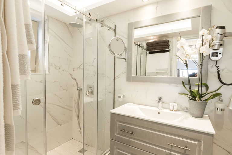 Bathroom 4, Mathios Luxury Homes, South Aegean