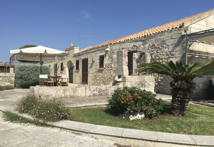Exterior & Views 2, Agriturismo Masseria Costarella, Lecce