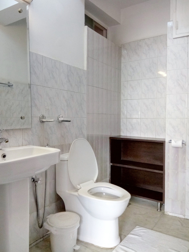 Bathroom 5, Shaligram Hotel, Bagmati