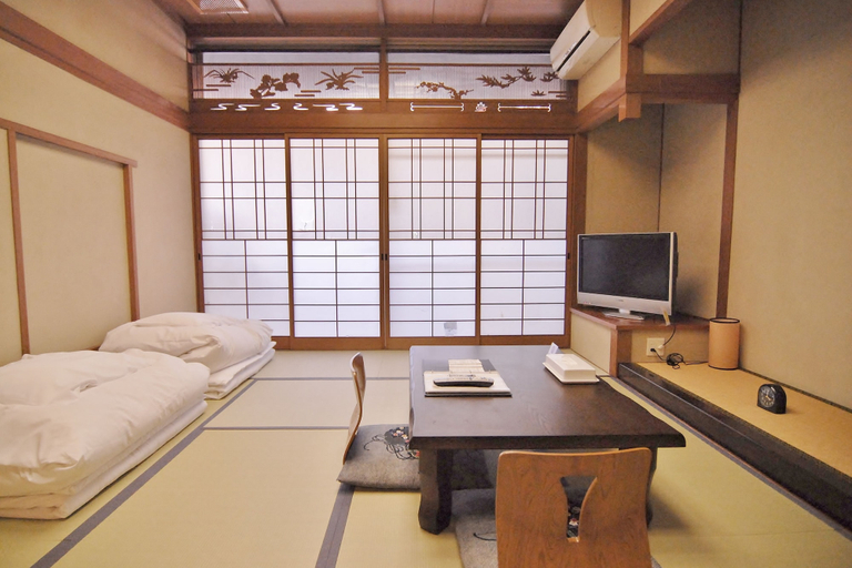 Bedroom 3, Plaza Fuyo Hotel, Fukuoka