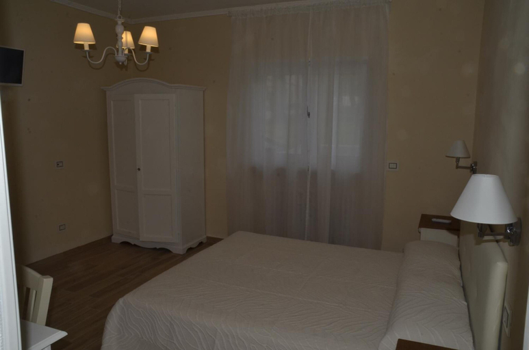 Bedroom 4, Operà B&B, Ancona