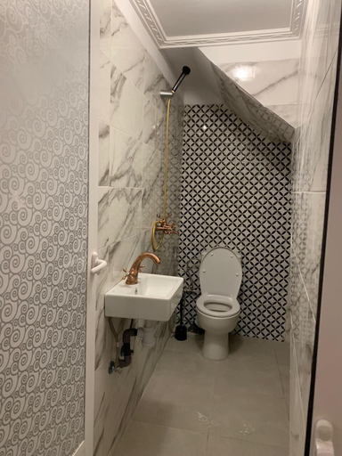 Bathroom 4, Riad Najiba, Rabat