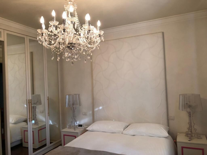 Bedroom 4, B&B Villa delle Palme, Modena