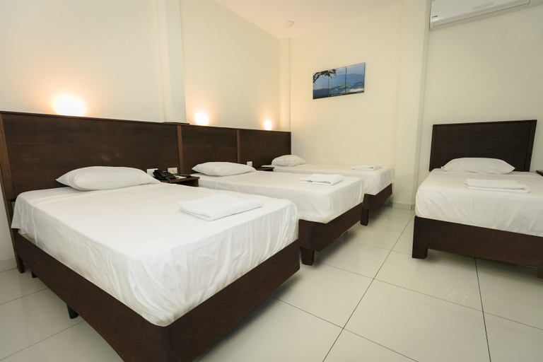 Bedroom 2, Hotel Mediterraneo Inn, Santa Rosa de Lima