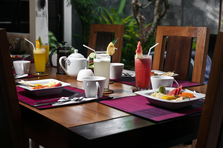 Food & Drinks 5, Villa Teman, Buleleng