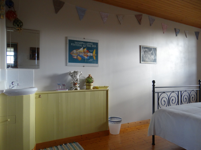 Bedroom 4, Les Tisserands, Calvados