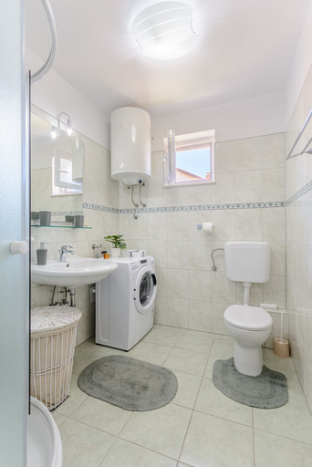 Bathroom 4, Sunset View Apartment, Postira