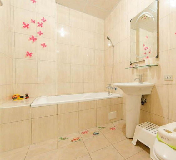 Bathroom 3, anping2x2 b&b, Tainan