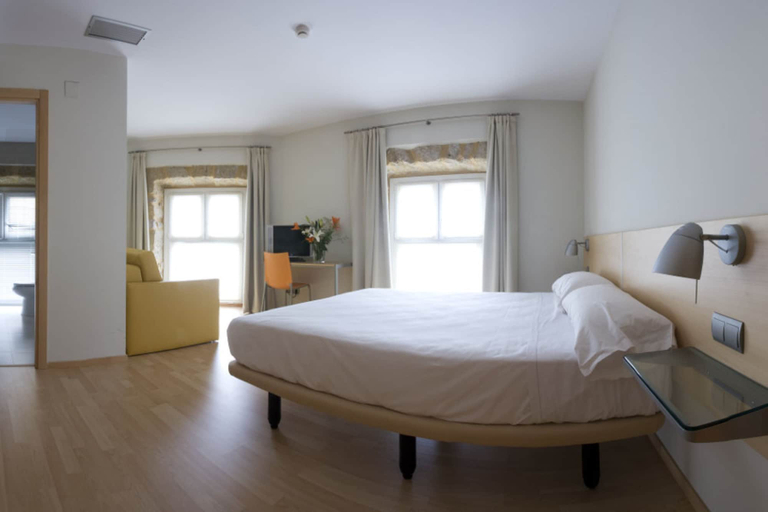 Bedroom 2, Hotel Arrizul Beach, Guipúzcoa