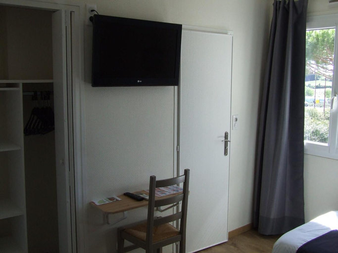 Bedroom 4, Hôtel Le Sarac, Hérault
