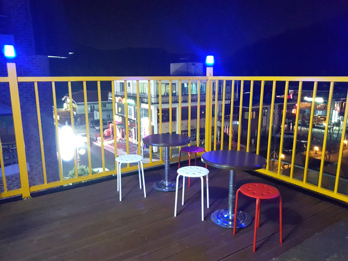 Food & Drinks, You & I Pension, Gumi