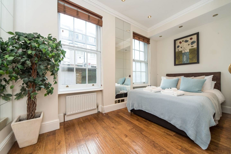 Bedroom 2, PML Exclusive Apartments Piccadilly, London