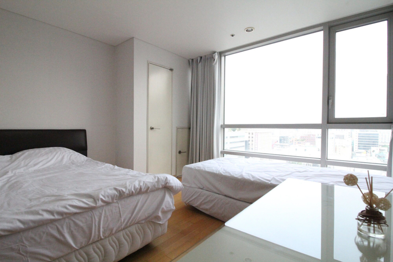 Bedroom 2, Galaxy Gangnam Tower, Gangnam